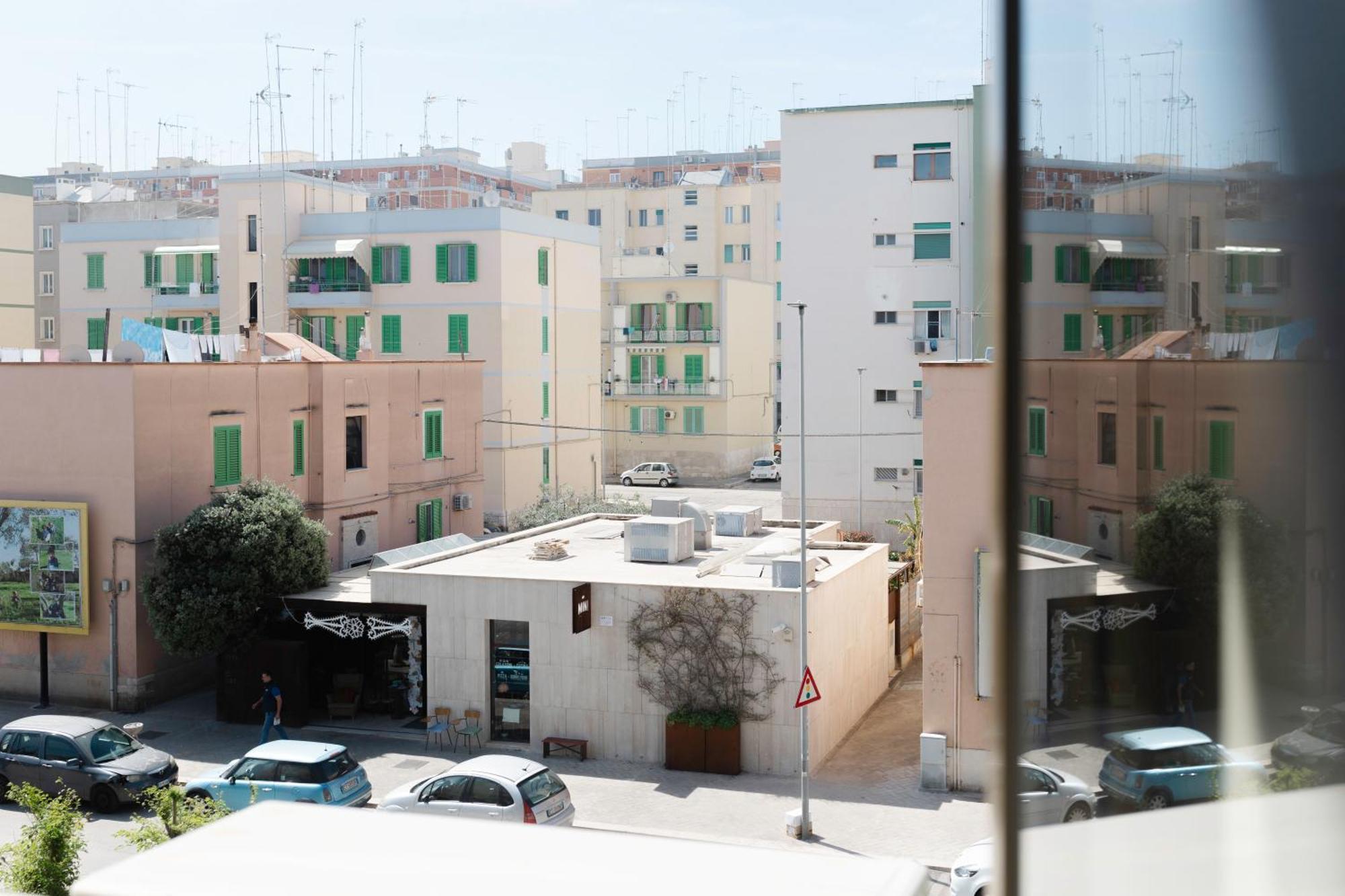 Sunrise Waterfront - Central Apartment With Sea View Balcony - Molfetta Buitenkant foto